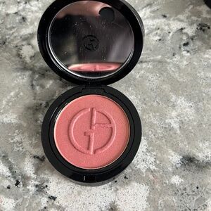 Giorgio Armani luminous silk glow blush